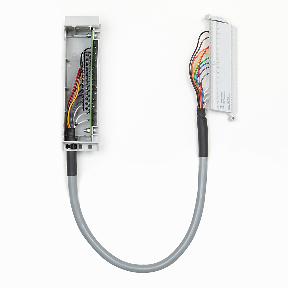 ROCKWELL AUTOMATION 1492-CM1746-M06